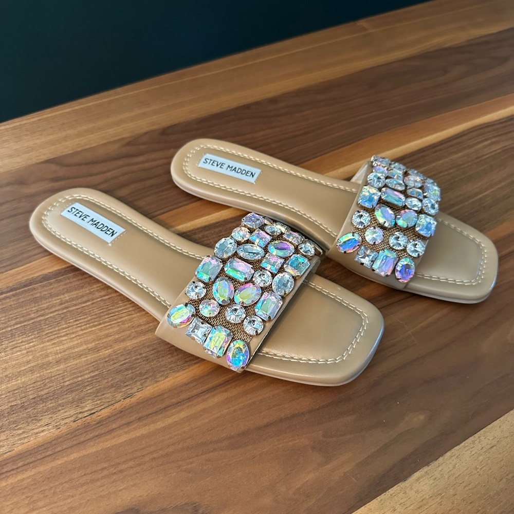 Steve Madden Tan Slide Sandals with Rhinestone Embellishments